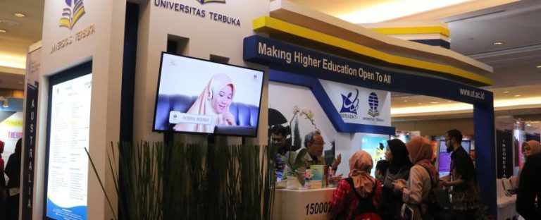 Universitas Terbuka Hadir dalam Pameran World Post Graduate Expo 2019