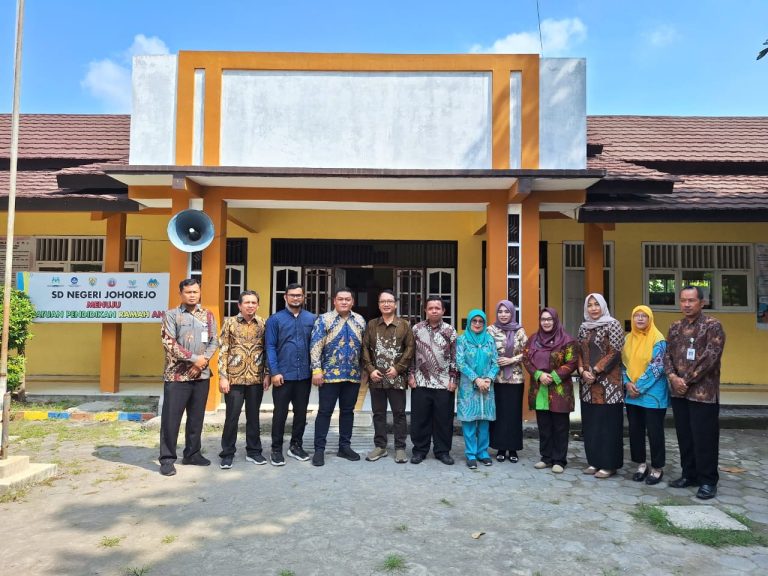 Sekolah Pascasarjana Universitas Terbuka (SPs UT) Melakukan Tracer Study untuk Wilayah UT Semarang
