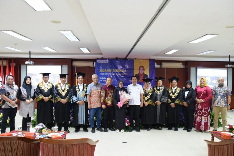 Kelulusan Mahasiswa dan Pencapaian Akreditasi “Unggul” Prodi Doktor Ilmu Manajemen UT  