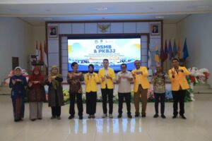 Sekda Halteng Beri Kuliah Umum pada OSMB PKBJJ UT Ternate